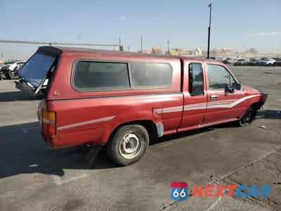 Trzecie zdjęcie samochodu z tyłu: 1990 TOYOTA PICKUP 1/2 TON EXTRA LONG WHEELBASE DLX VIN:JT4VN93D9L5009815 - miniatura