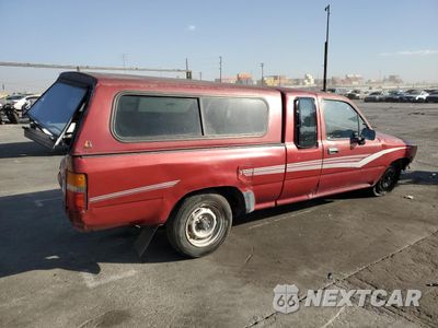 Trzecie zdjęcie samochodu z tyłu: 1990 TOYOTA PICKUP 1/2 TON EXTRA LONG WHEELBASE DLX VIN:JT4VN93D9L5009815 - miniatura