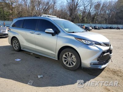 Czwarte zdjęcie samochodu z boku: 2021 TOYOTA SIENNA XLE VIN:5TDYRKEC7MS006131 - miniatura