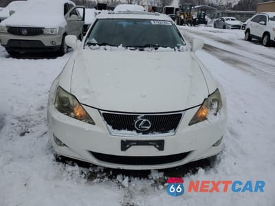 Piąte zdjęcie samochodu w środku: 2006 LEXUS IS 350 VIN:JTHBE262365011860 - miniatura