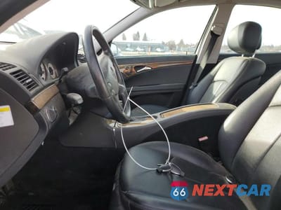 Zdjęcie 7 z 12 samochodu: 2007 MERCEDES-BENZ E 350 VIN:WDBUF56X37A992235 - miniatura