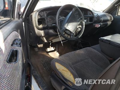 Zdjęcie 8 z 15 samochodu: 2001 DODGE RAM 1500 VIN:3B7HF13Z91G796200 - miniatura