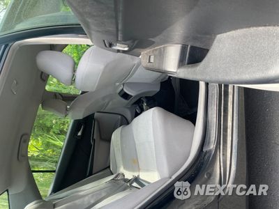 Zdjęcie 6 z 10 samochodu: 2013 TOYOTA CAMRY L VIN:4T4BF1FK7DR293885 - miniatura