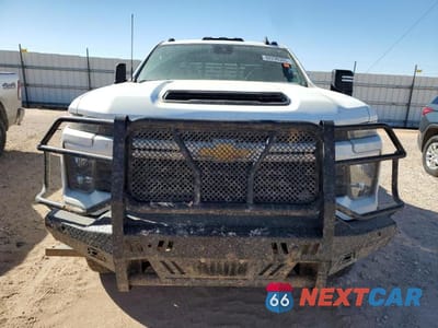 Piąte zdjęcie samochodu w środku: 2024 CHEVROLET SILVERADO K2500 CUSTOM VIN:1GC4YMEY4RF180500 - miniatura