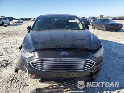 Piąte zdjęcie samochodu w środku: 2017 FORD FUSION SE VIN:3FA6P0H78HR370170 - miniatura