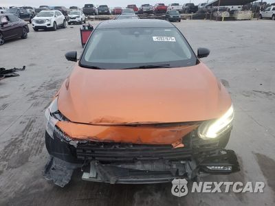 Piąte zdjęcie samochodu w środku: 2021 NISSAN SENTRA SR VIN:3N1AB8DVXMY231439 - miniatura