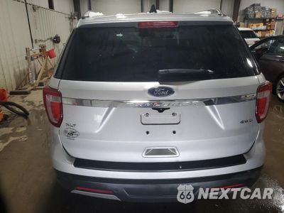 Zdjęcie 6 z 16 samochodu: 2019 FORD EXPLORER XLT VIN:1FM5K8D82KGA45445 - miniatura