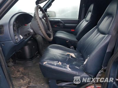 Zdjęcie 7 z 15 samochodu: 2002 CHEVROLET ASTRO VIN:1GCDL19X72B149026 - miniatura