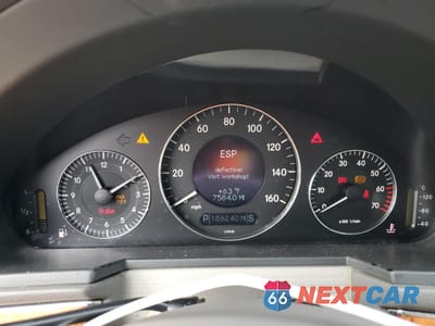 Zdjęcie 9 z 12 samochodu: 2003 MERCEDES-BENZ E 320 VIN:WDBUF65J73A186783 - miniatura