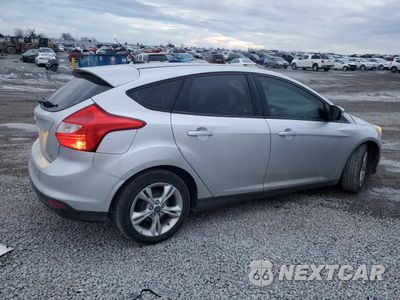 Trzecie zdjęcie samochodu z tyłu: 2014 FORD FOCUS SE VIN:1FADP3K27EL157355 - miniatura