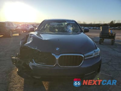 Piąte zdjęcie samochodu w środku: 2021 BMW 530 XI VIN:WBA13BJ08MCF31196 - miniatura