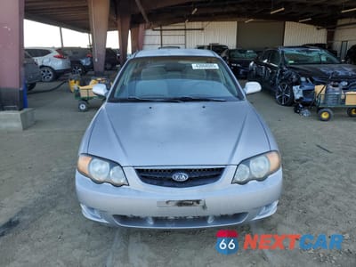 Piąte zdjęcie samochodu w środku: 2004 KIA SPECTRA GS VIN:KNAFB161045142851 - miniatura