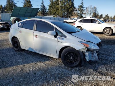 Czwarte zdjęcie samochodu z boku: 2014 TOYOTA PRIUS VIN:JTDKN3DU6E0367288 - miniatura