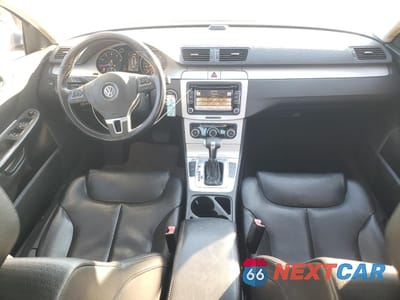 Zdjęcie 8 z 12 samochodu: 2010 VOLKSWAGEN PASSAT KOMFORT VIN:WVWJK7AN2AE139634 - miniatura