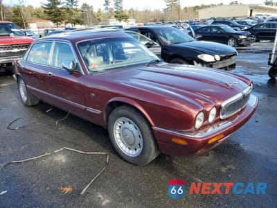 Czwarte zdjęcie samochodu z boku: 1998 JAGUAR VANDENPLAS VIN:SAJKX6247WC813917 - miniatura