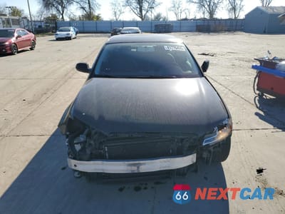 Piąte zdjęcie samochodu w środku: 2011 AUDI A3 PREMIUM VIN:WAUBEAFM0BA137976 - miniatura