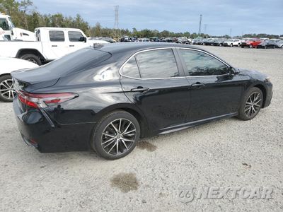 Trzecie zdjęcie samochodu z tyłu: 2024 TOYOTA CAMRY SE NIGHT SHADE VIN:4T1G11AK2RU880007 - miniatura
