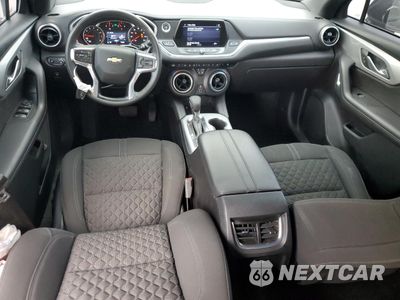Zdjęcie 8 z 15 samochodu: 2022 CHEVROLET BLAZER 2LT VIN:3GNKBCR45NS166659 - miniatura