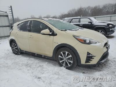 Czwarte zdjęcie samochodu z boku: 2018 TOYOTA PRIUS C VIN:JTDKDTB37J1613508 - miniatura