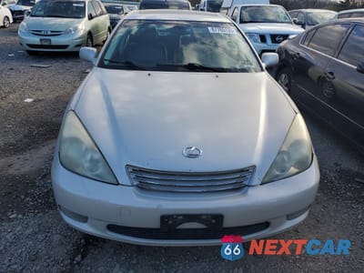 Piąte zdjęcie samochodu w środku: 2002 LEXUS ES 300 VIN:JTHBF30G520027900 - miniatura