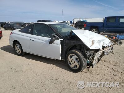 Czwarte zdjęcie samochodu z boku: 2002 SATURN SC2 VIN:1G8ZY12772Z164242 - miniatura