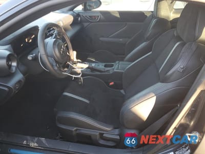 Zdjęcie 7 z 15 samochodu: 2024 TOYOTA GR 86 PREMIUM VIN:JF1ZNBE18R8758033 - miniatura