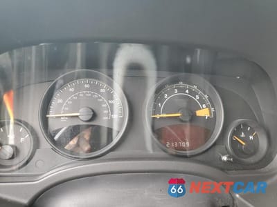 Zdjęcie 9 z 12 samochodu: 2014 JEEP PATRIOT LATITUDE VIN:1C4NJPFA4ED619678 - miniatura