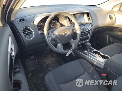 Zdjęcie 8 z 16 samochodu: 2017 NISSAN PATHFINDER S VIN:5N1DR2MN1HC632908 - miniatura