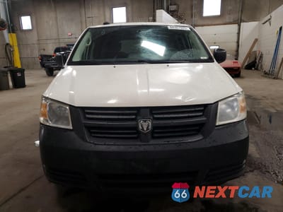 Piąte zdjęcie samochodu w środku: 2010 DODGE GRAND CARAVAN SE VIN:2D4RN4DE4AR424653 - miniatura