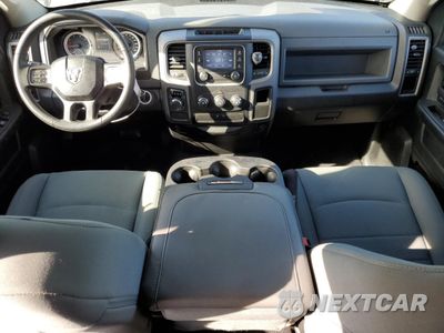 Zdjęcie 8 z 13 samochodu: 2017 RAM 1500 ST VIN:1C6RR6FT5HS505637 - miniatura