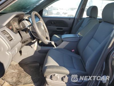 Zdjęcie 7 z 15 samochodu: 2006 HONDA PILOT LX VIN:5FNYF281X6B016470 - miniatura