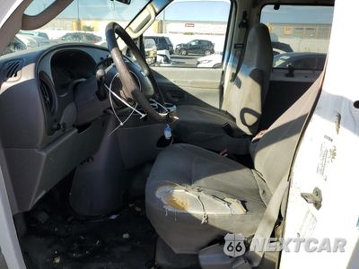 Zdjęcie 7 z 13 samochodu: 2006 FORD ECONOLINE E350 SUPER DUTY WAGON VIN:1FBNE31S86HA27082 - miniatura