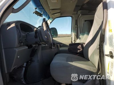 Zdjęcie 7 z 14 samochodu: 2008 FORD ECONOLINE E350 SUPER DUTY VAN VIN:1FTSE34P38DA34263 - miniatura