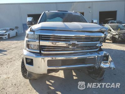 Piąte zdjęcie samochodu w środku: 2015 CHEVROLET SILVERADO K2500 HEAVY DUTY LTZ VIN:1GC1KWE80FF135789 - miniatura