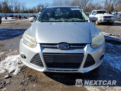 Piąte zdjęcie samochodu w środku: 2014 FORD FOCUS SE VIN:1FADP3K21EL157450 - miniatura