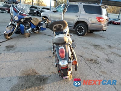 Czwarte zdjęcie samochodu z boku: 2014 KAWASAKI VN900 B VIN:JKAVN2B19EA080290 - miniatura