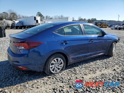 Trzecie zdjęcie samochodu z tyłu: 2019 HYUNDAI ELANTRA SE VIN:5NPD74LF5KH496939 - miniatura