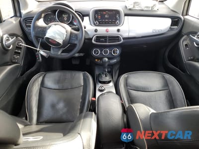 Zdjęcie 8 z 13 samochodu: 2017 FIAT 500X LOUNGE VIN:ZFBCFYDB3HP619574 - miniatura