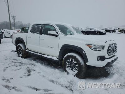 Czwarte zdjęcie samochodu z boku: 2020 TOYOTA TACOMA DOUBLE CAB VIN:5TFCZ5AN8LX222498 - miniatura