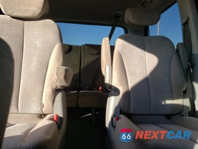 Zdjęcie 10 z 16 samochodu: 2010 KIA SEDONA LX VIN:KNDMG4C3XA6338904 - miniatura