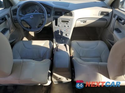 Zdjęcie 8 z 13 samochodu: 2001 VOLVO S60 VIN:YV1RS61R012067439 - miniatura