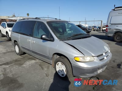 Czwarte zdjęcie samochodu z boku: 2000 DODGE GRAND CARAVAN SE VIN:1B4GP44G3YB680398 - miniatura