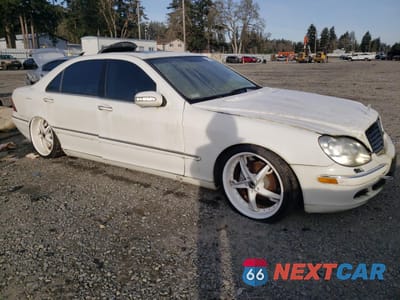 Czwarte zdjęcie samochodu z boku: 2003 MERCEDES-BENZ S 500 VIN:WDBNG75J53A346098 - miniatura