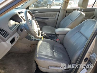 Zdjęcie 7 z 14 samochodu: 2006 TOYOTA CAMRY LE VIN:JTDBE32K163057146 - miniatura