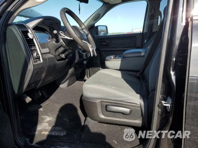 Zdjęcie 7 z 13 samochodu: 2017 RAM 1500 ST VIN:1C6RR6FT5HS505637 - miniatura