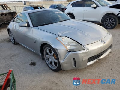 Czwarte zdjęcie samochodu z boku: 2003 NISSAN 350Z COUPE VIN:JN1AZ34E73T009799 - miniatura