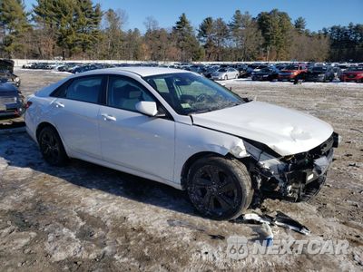 Czwarte zdjęcie samochodu z boku: 2022 HYUNDAI ELANTRA SEL VIN:5NPLM4AG2NH053734 - miniatura