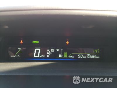 Zdjęcie 9 z 15 samochodu: 2013 TOYOTA PRIUS V VIN:JTDZN3EU7D3258851 - miniatura