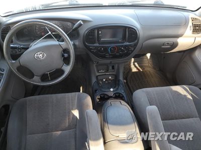 Zdjęcie 8 z 12 samochodu: 2005 TOYOTA TUNDRA DOUBLE CAB SR5 VIN:5TBDT44175S474284 - miniatura