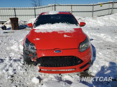 Piąte zdjęcie samochodu w środku: 2014 FORD FOCUS ST VIN:1FADP3L96EL370888 - miniatura